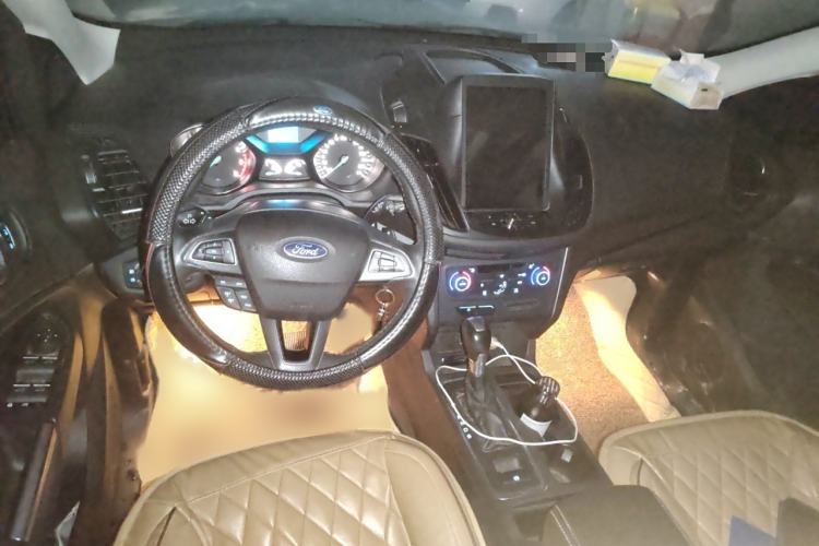 Used Ford Kuga 2017 EcoBoost 180 Two-Wheel-Drive Tiger Leap Model
