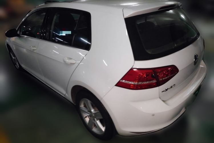 Used Volkswagen Golf 2016 230TSI Automatic Comfort Version
