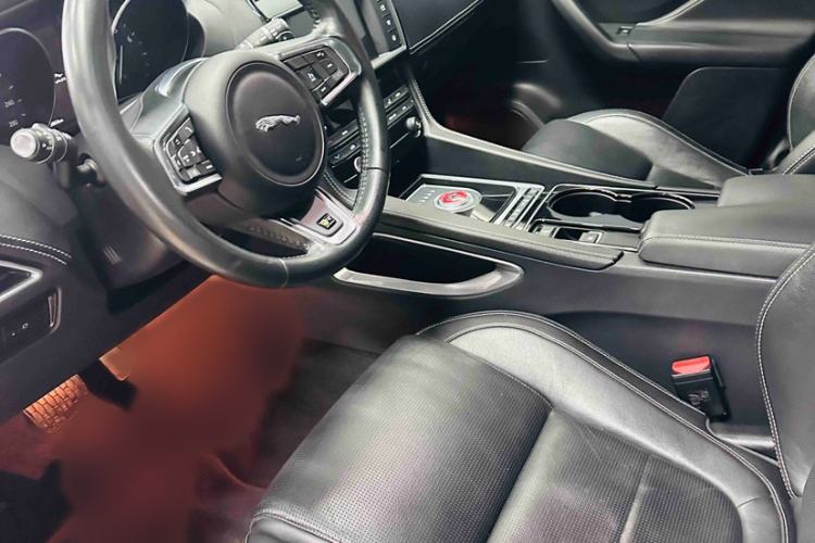 Used Jaguar F-PACE 2016 3.0 SC Four-Wheel Drive R-Sport Sport Edition
