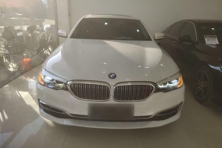 Used BMW 5 Series 2018 525Li Luxury Package