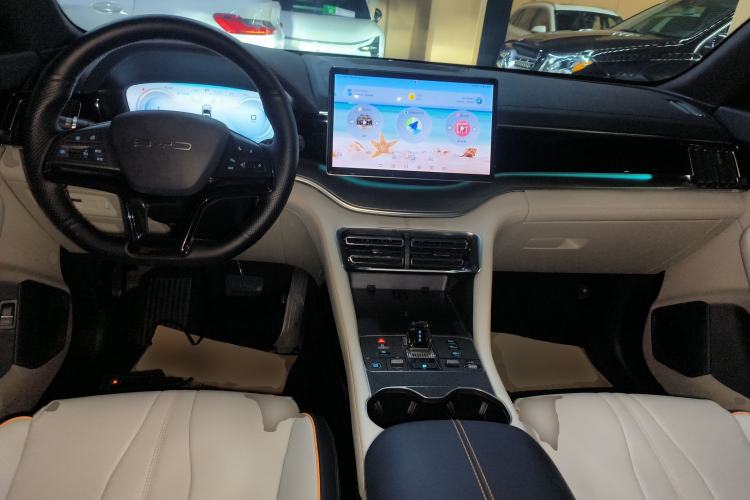 Used BYD Song PLUS New Energy 2023 Champion Edition DM-i 110KM Flagship Model
