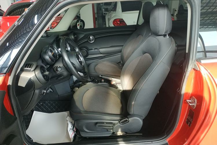 Used  MINI 2014 1.5T COOPER Fun
