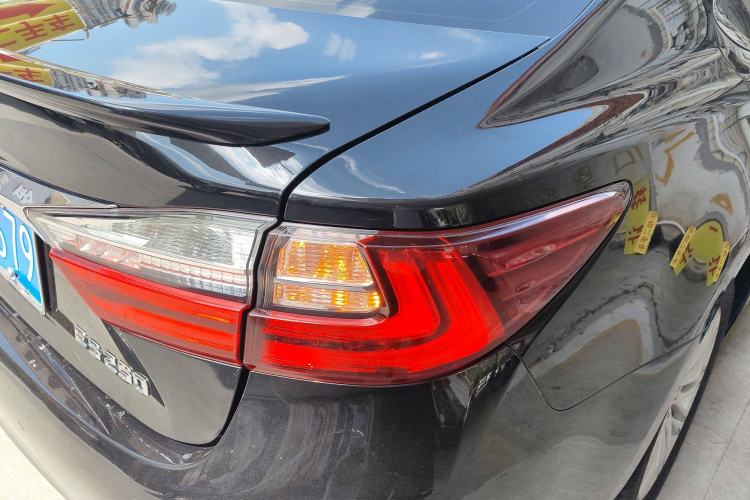 Used Lexus ES 2015 200 Elite Edition
