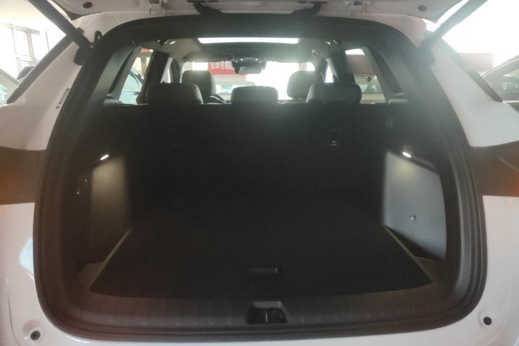 Used BYD Song L DM-i 2025 Intelligent Driving Version 160 km Beyond-Range Type
