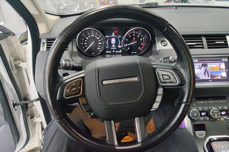 Used Land Rover Range Rover Evoque 2016 2.0T SE PLUS Smart Enjoyment Edition
