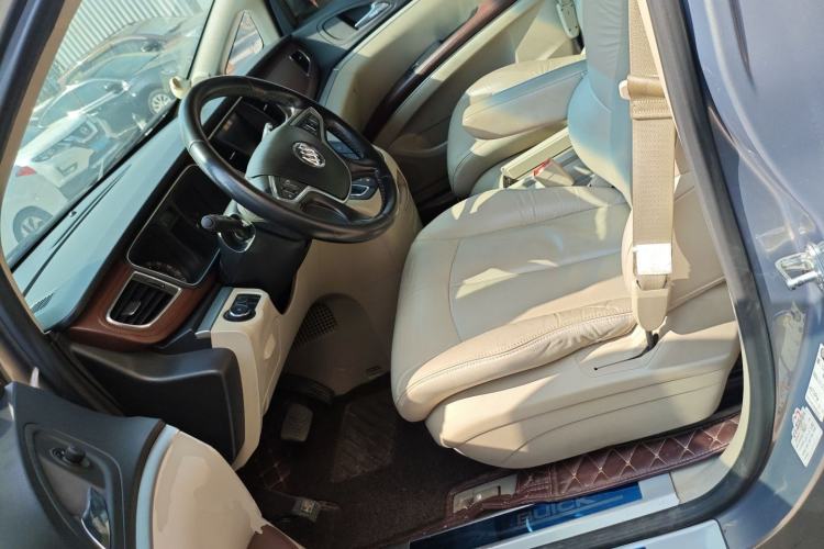 Used Buick GL8 2017 25S Luxury Version China V Standard
