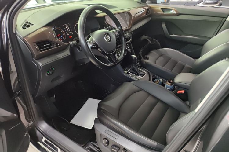 Used Volkswagen Tharu 2020 280TSI Two-Wheel Drive Luxury Plus Version China VI Standard
