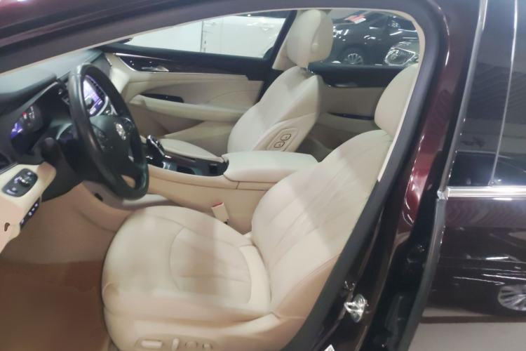 Used Buick LaCrosse 2021 Avenir Avia First-Edition Model
