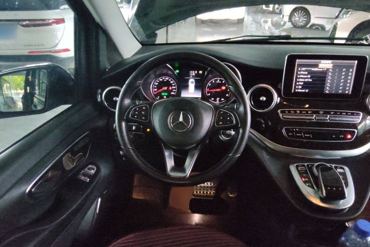 Used Mercedes-Benz V-Class 2017 V 260 L Prestige Extended Edition
