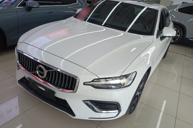 Used Volvo S60 2022 B4 Zhiyi Luxury Edition