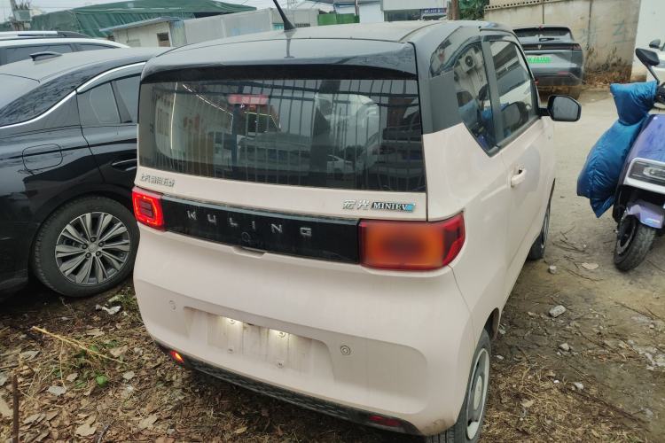 Used Wuling Hongguang MINIEV 2021 Macaron Premium Model – Lithium Iron Phosphate