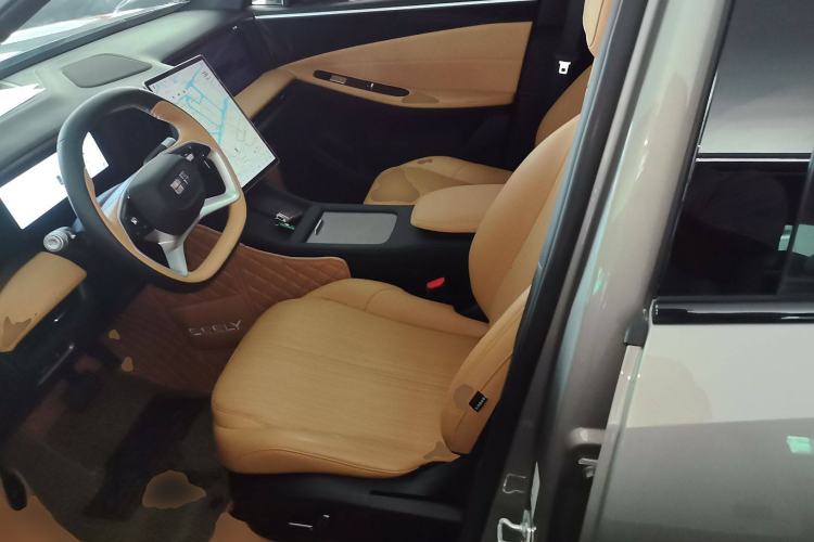 Used  L7 2023 1.5T 115 km PLUS
