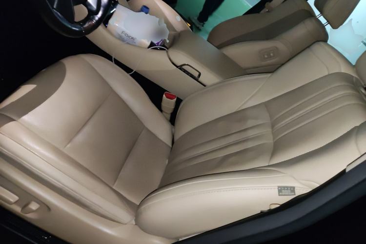 Used Toyota Alphard 2019 Dual-Engine 2.5L Prestige Edition
