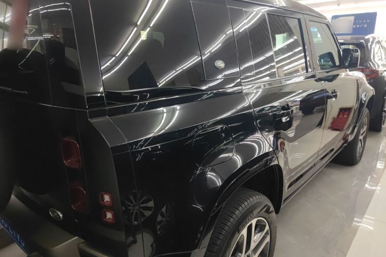 Used Land Rover Defender 2023 Facelift 110 3.0T P400 X-DYNAMIC HSE
