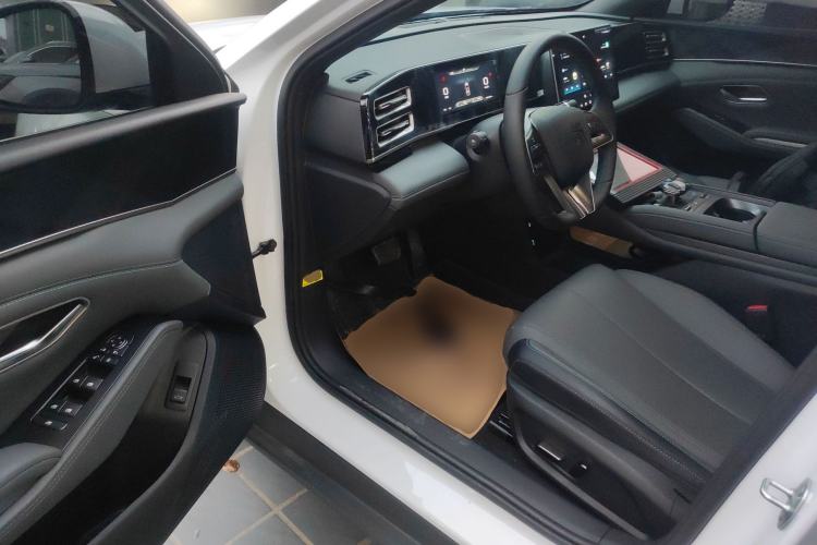 Used BYD Qin L 2024 DM-i 80KM Beyond Model
