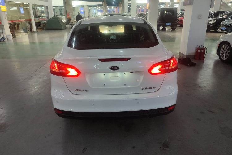 Used Ford Focus 2015 Sedan 1.6L Automatic Trend Model

