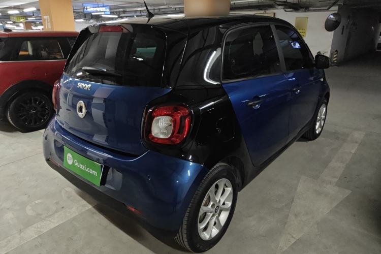 Used  forfour 2018 1.0L 52 kW Dynamic Edition