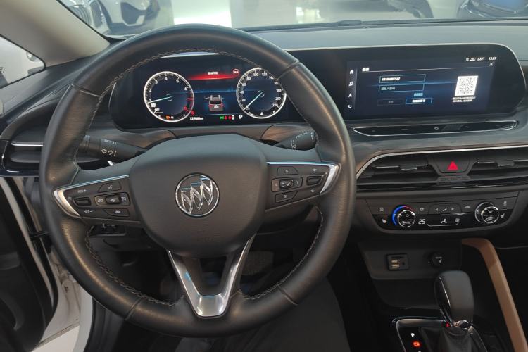 Used Buick GL6 2021 323T Mild Hybrid Connect Prestige Model
