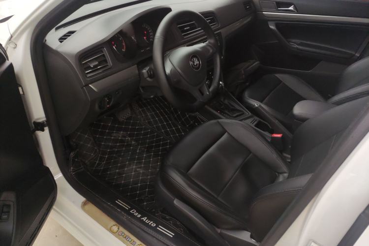 Used Volkswagen Lavida 2019 Lavida Start 1.5L Automatic Trendy Version China VI Standard
