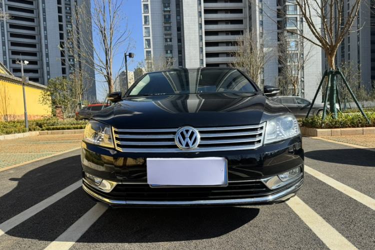 Used Volkswagen Magotan 2016 1.8TSI Luxury Comfort Model
