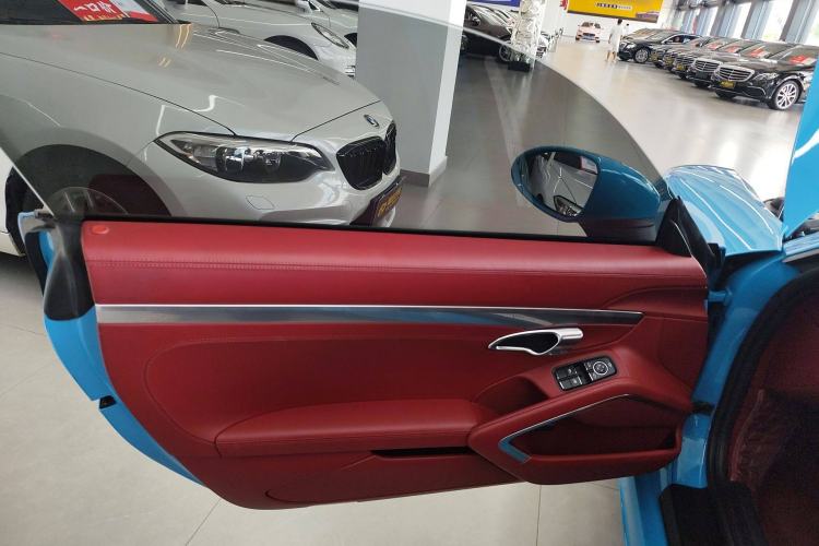 Used Porsche 718 2020 Cayman 2.0T
