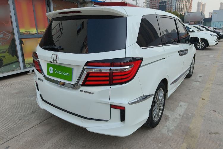 Used Honda Elysion 2016 2.4L Comfort Edition
