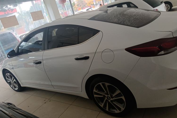 Used Hyundai Elantra 2016 1.6L Automatic ZhiXuan – Elite Version
