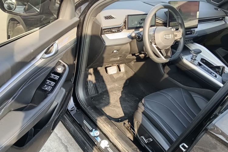 Used Geely Auto Preface 2025 Dongfang Yao 1.5TD Fuyao Edition
