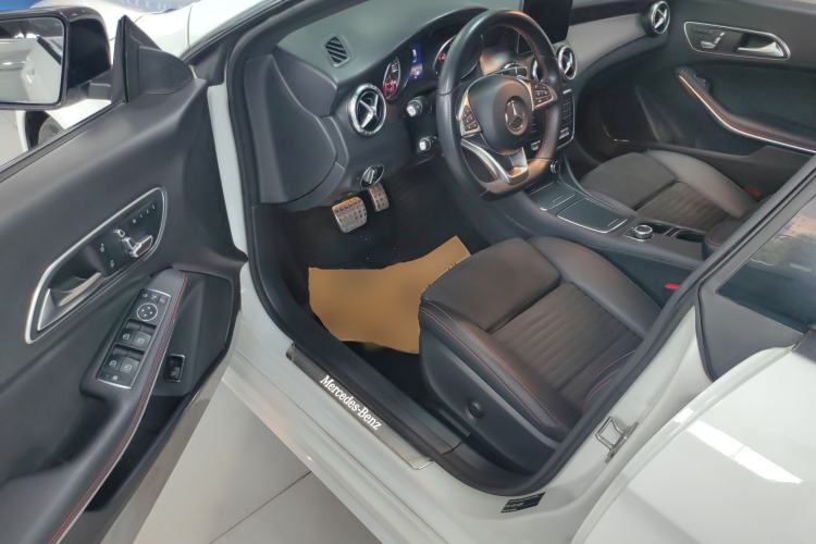 Used Mercedes-Benz CLA 2018 CLA 220 4MATIC
