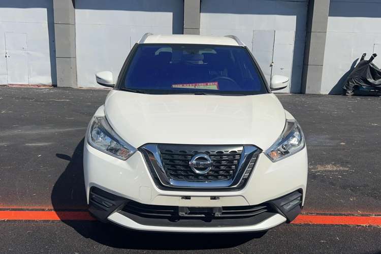 Used Nissan Kicks 2019 1.5L CVT Smart Connect Luxury Edition
