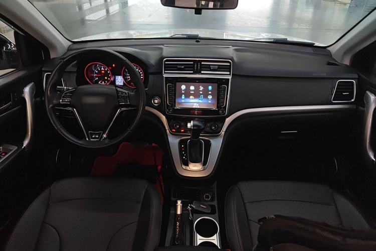 Used Haval H6 2017 Revised Blue-Label Sport Version 1.5T Automatic Two-Wheel Drive Luxury Trim
