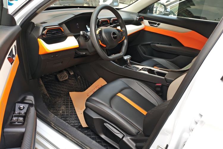 Used Dongfeng Aeolus Yixuan 2023 Mach Edition 1.5L Automatic Chasing Shadow Version
