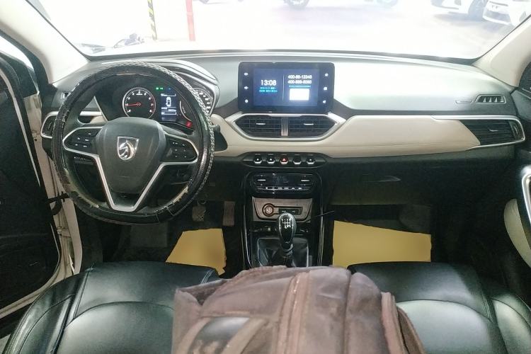 Used Baojun 530 2018 1.5T Manual Luxury Model China V Standard
