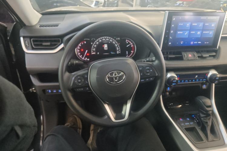 Used Toyota RAV4 2021 2.0L CVT Two-Wheel Drive Fashion Edition
