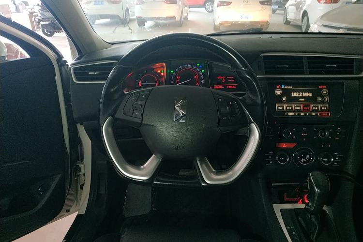 Used  5LS 2014 1.6T Elegant Version THP160
