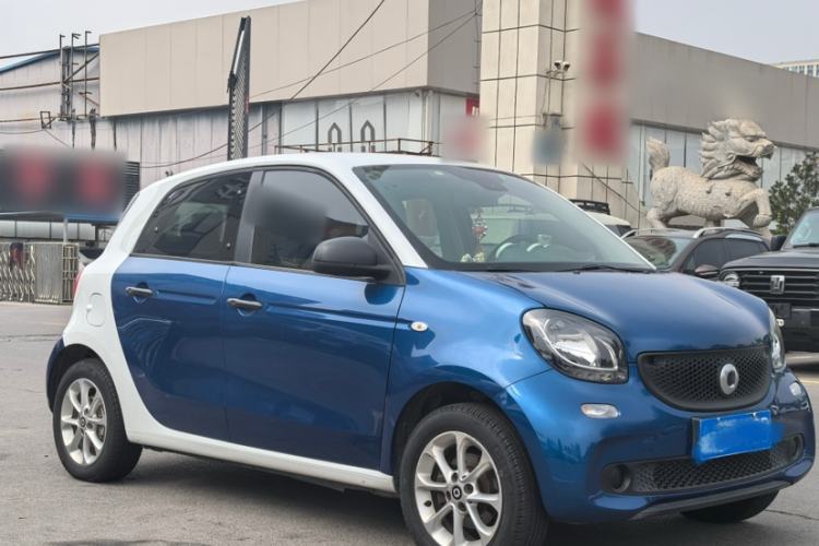 Used  forfour 2016 1.0L 52 kW Dynamic Edition
