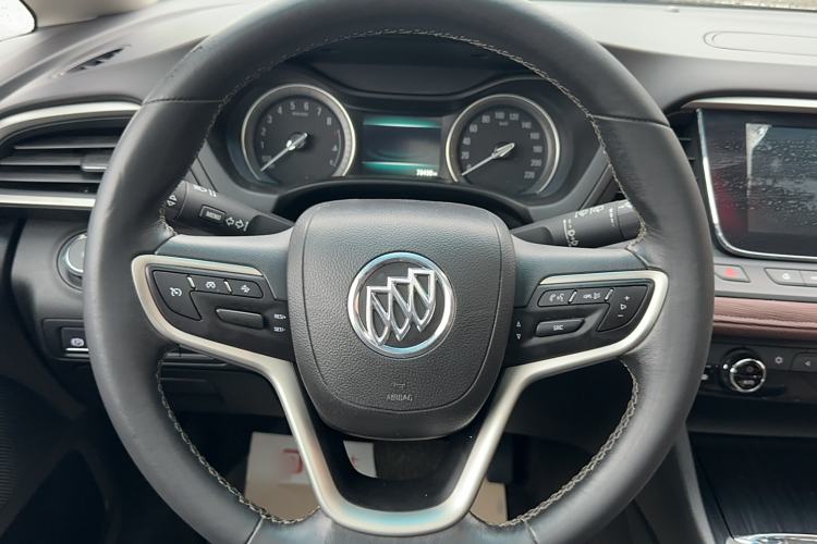 Used Buick GL6 2019 18T 6-Seater Connected Luxury Version China VI Standard
