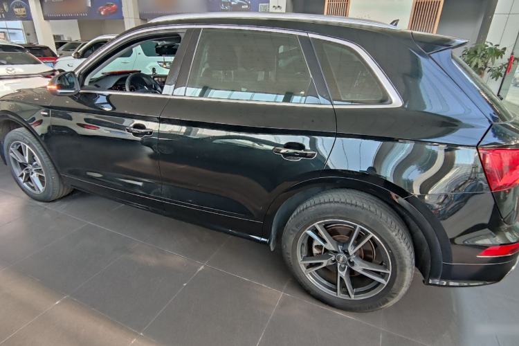 Used Audi Q5L 2020 Updated 40 TFSI Prestige Fashion Edition
