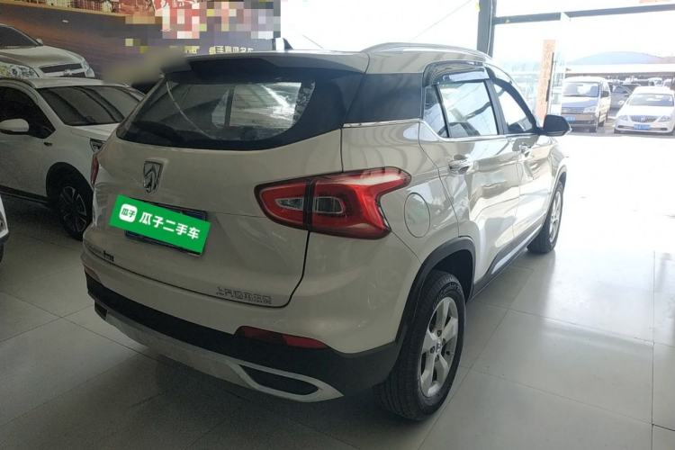 Used Baojun 510 2017 1.5L Automatic Fashion Model
