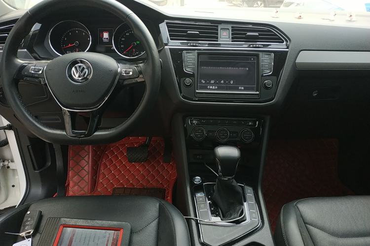 Used Volkswagen Tiguan L 2017 380TSI Automatic All-Wheel-Drive Luxury Edition