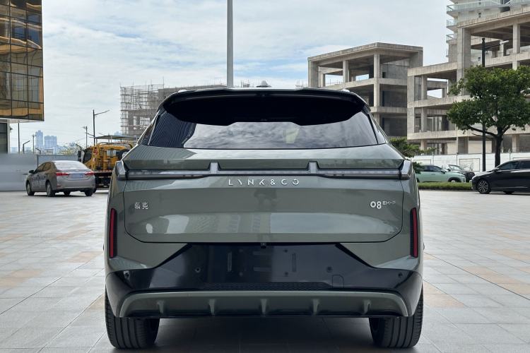 Used Lynk & Co 08 EM-P 2023 220km All-Wheel-Drive Performance Halo
