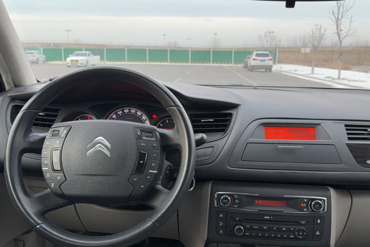 Used Citroen C5 2013 2.0L Manual Comfort Version
