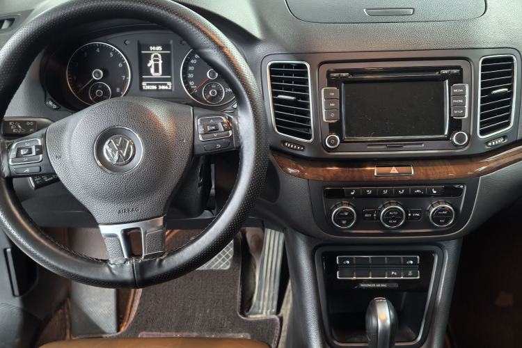 Used Volkswagen Sharan 2013 1.8TSI Comfort Model
