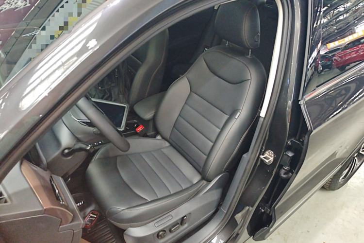 Used Volkswagen Tharu 2022 330TSI Four-Wheel Drive Luxury Edition
