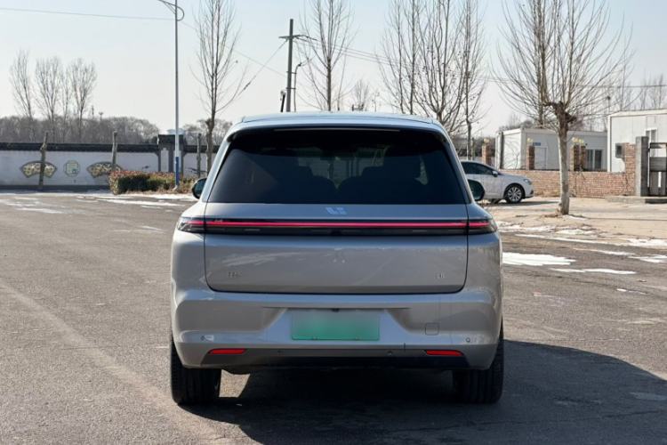 Used Li Auto L8 2023 Pro Model
