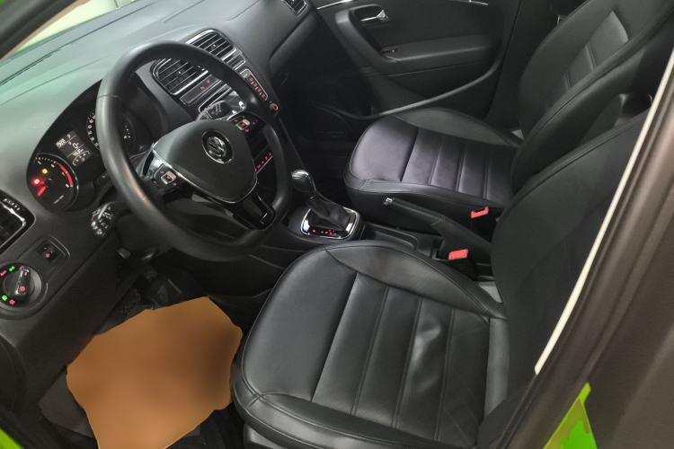 Used Volkswagen Polo 2014 1.6L Automatic Luxury Edition
