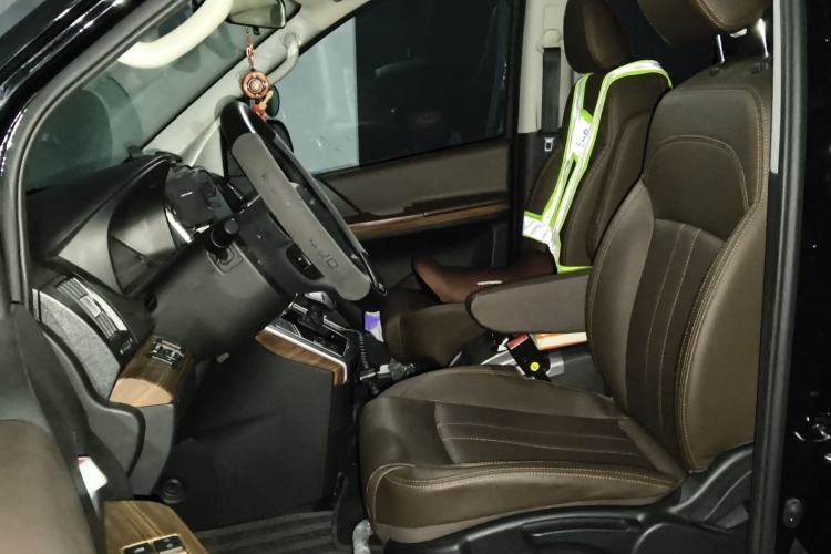 Used FORTHING M7 2022 Lingjue Model 2.0T Automatic Earl Edition
