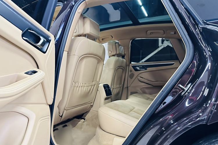 Used Porsche Macan 2017 Macan 2.0T
