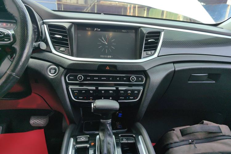 Used GAC Trumpchi GS7 2017 320T Two-Wheel-Drive Luxury Smart Connectivity Model
