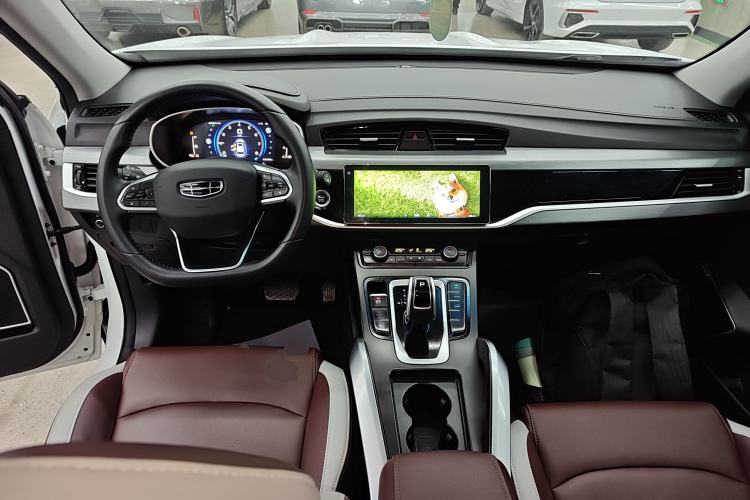 Used Geely Auto Emgrand X7 Sport 2022 1.8TD DCT Zhiya Trim
